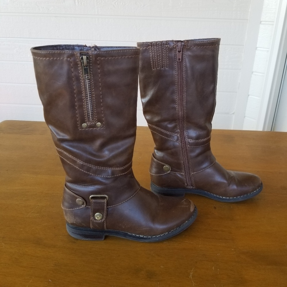 Boots. Size 1